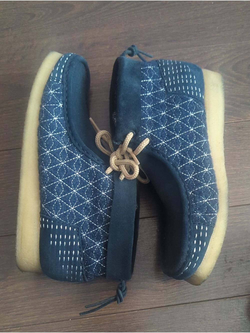 Clarks Wallabee Navy Sashiko Boots - Picture 5 of 12